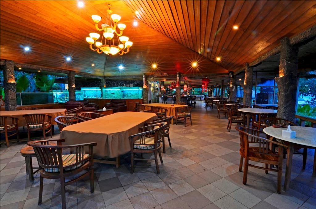 Pasific Beach Cottages Mangsit Eksteriør bilde